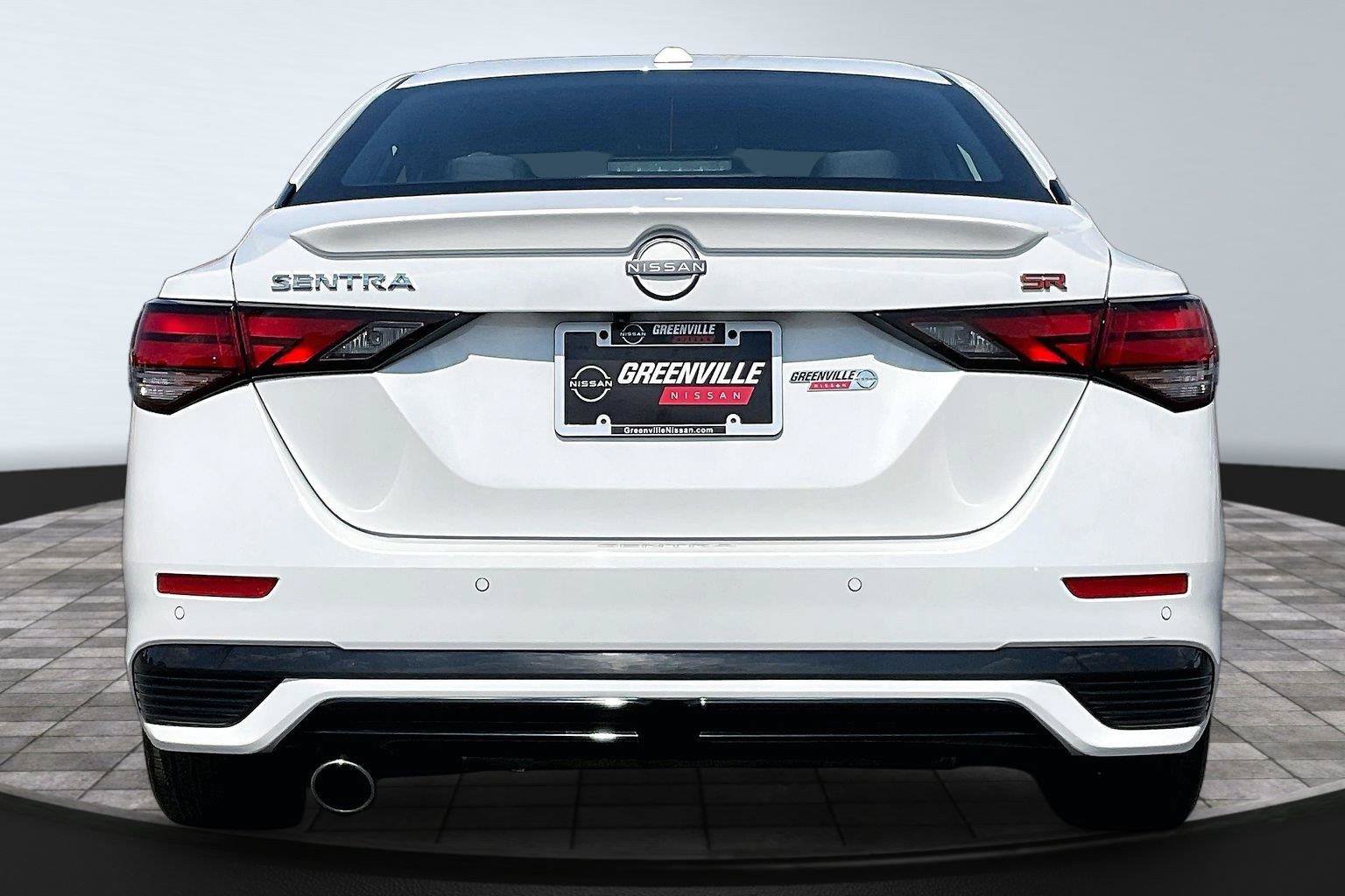Certified 2025 Nissan Sentra SR FWD image 5
