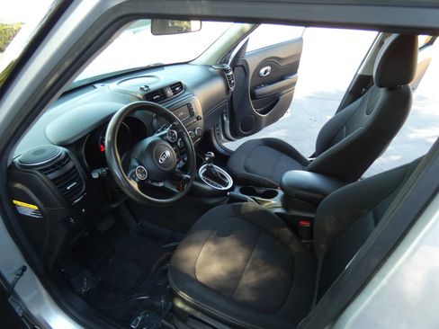 Used 2018 Kia Soul image 46