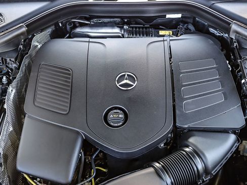 New 2025 Mercedes-Benz GLC 300 4MATIC image 25