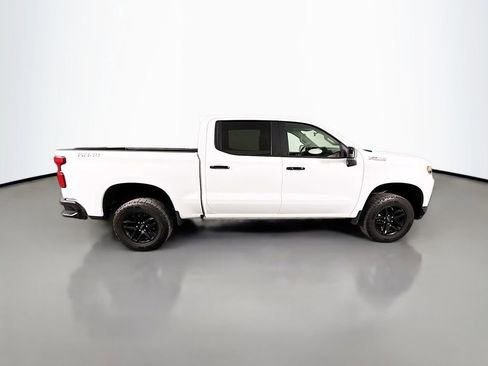 Used 2021 Chevrolet Silverado 1500 LT Trail Boss w/ Convenience Package II image 8