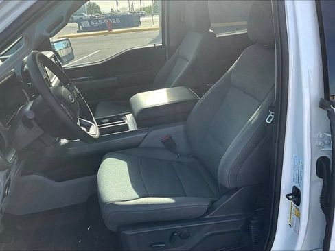Used 2025 Ford F150 XLT w/ Equipment Group 302A MID RWD image 9