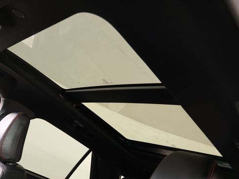 Used 2024 Ford Explorer ST-Line w/ Class IV Trailer Tow Package image 17