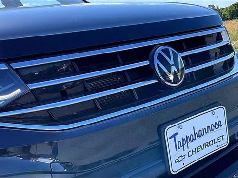 Used 2024 Volkswagen Tiguan SE FWD image 30