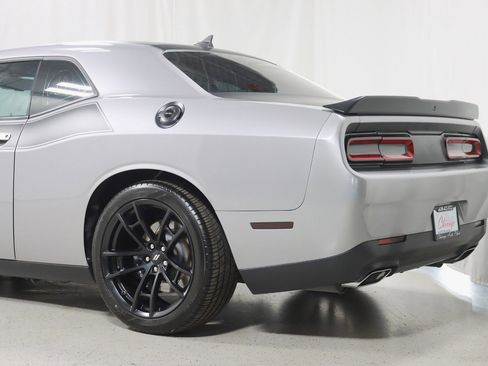 Used 2018 Dodge Challenger T/A image 10