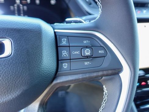 New 2026 Jeep Grand Cherokee L Limited AWD/4WD image 14