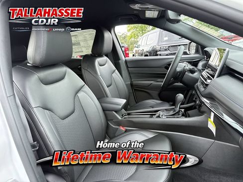 New 2026 Jeep Compass Latitude AWD/4WD image 28