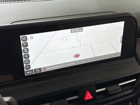 Used 2024 Kia Seltos EX FWD image 7