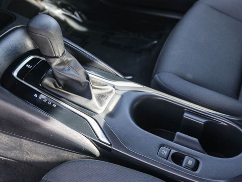 Used 2024 Toyota Corolla LE image 19