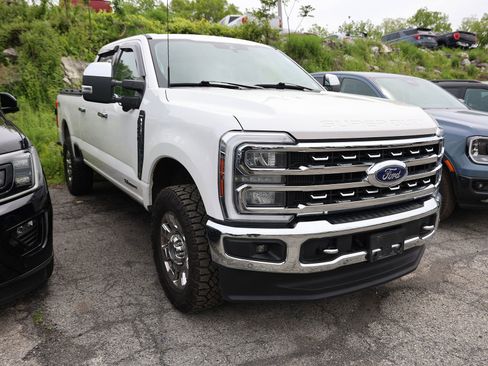 Certified 2024 Ford F250 Lariat w/ Lariat Ultimate Package AWD/4WD image 1