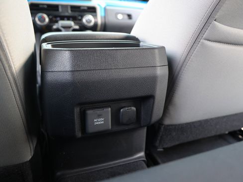 Used 2024 Toyota Tacoma TRD Off-Road image 47