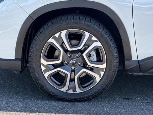 Used 2023 Subaru Ascent Touring AWD/4WD image 30