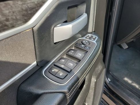 Used 2024 RAM 2500 Big Horn AWD/4WD image 13