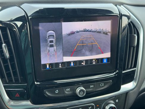 Used 2023 Chevrolet Traverse Premier w/ Redline Edition AWD/4WD image 16