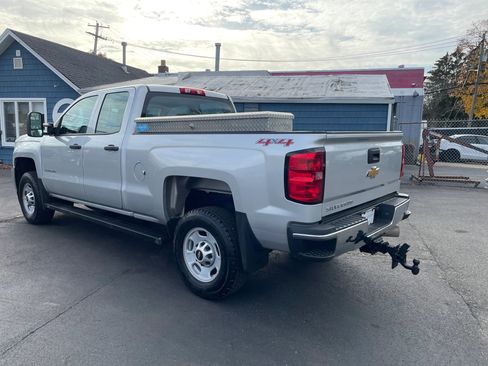 Used 2015 Chevrolet Silverado 2500 W/T w/ Snow Plow Prep Package image 4