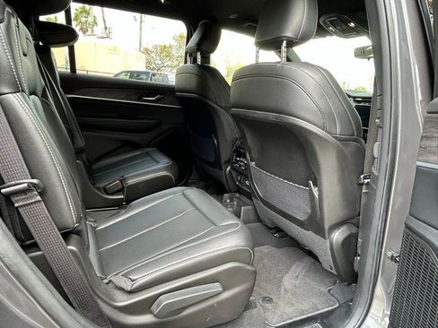Used 2024 Jeep Grand Cherokee L Limited RWD image 39