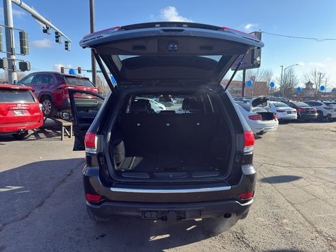 Used 2015 Jeep Grand Cherokee Limited w/ Trailer Tow Group IV image 14