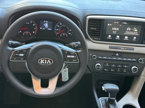 Used 2022 Kia Sportage LX FWD image 15