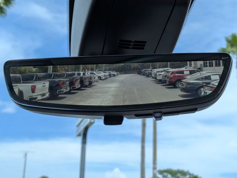Used 2022 GMC Sierra 2500 Denali w/ Denali Black Diamond Edition AWD/4WD image 34