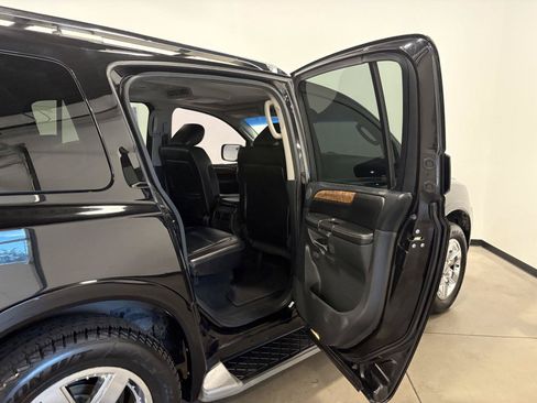 Used 2012 Nissan Armada Platinum AWD/4WD image 35