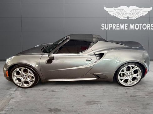 Used 2018 Alfa Romeo 4C Spider w/ Convenience Group - Spider image 2