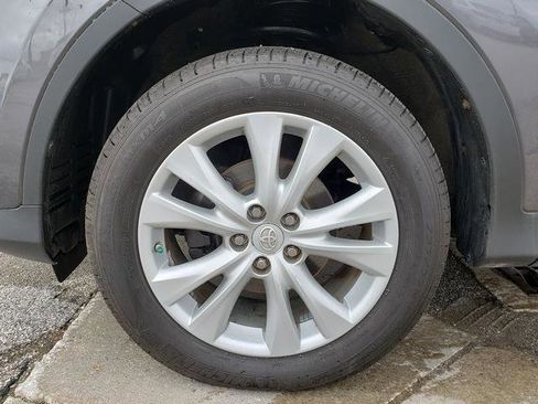 Used 2014 Toyota RAV4 Limited w/ Technology Package image 27