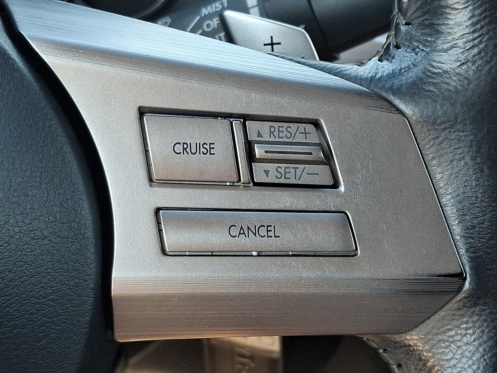 Used 2011 Subaru Legacy 2.5i Premium w/ All-Weather Pkg AWD/4WD image 23