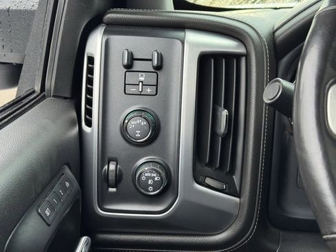 Used 2017 GMC Sierra 1500 SLT image 33
