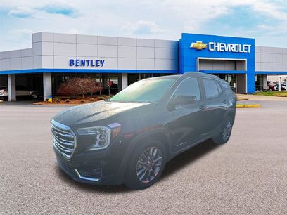 Used 2022 GMC Terrain SLT w/ Infotainment Package II