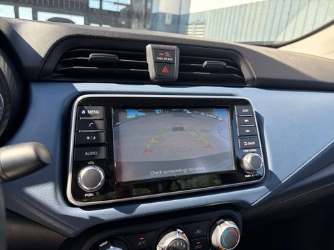 Used 2025 Nissan Versa SV FWD image 22