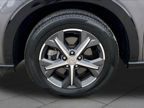 Used 2025 Honda HR-V EX-L image 11
