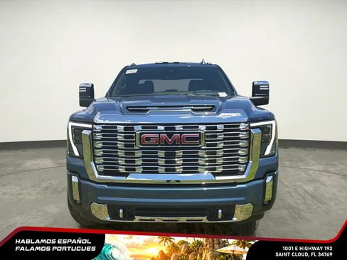 New 2026 GMC Sierra 2500 Denali w/ Denali Reserve Package AWD/4WD image 10