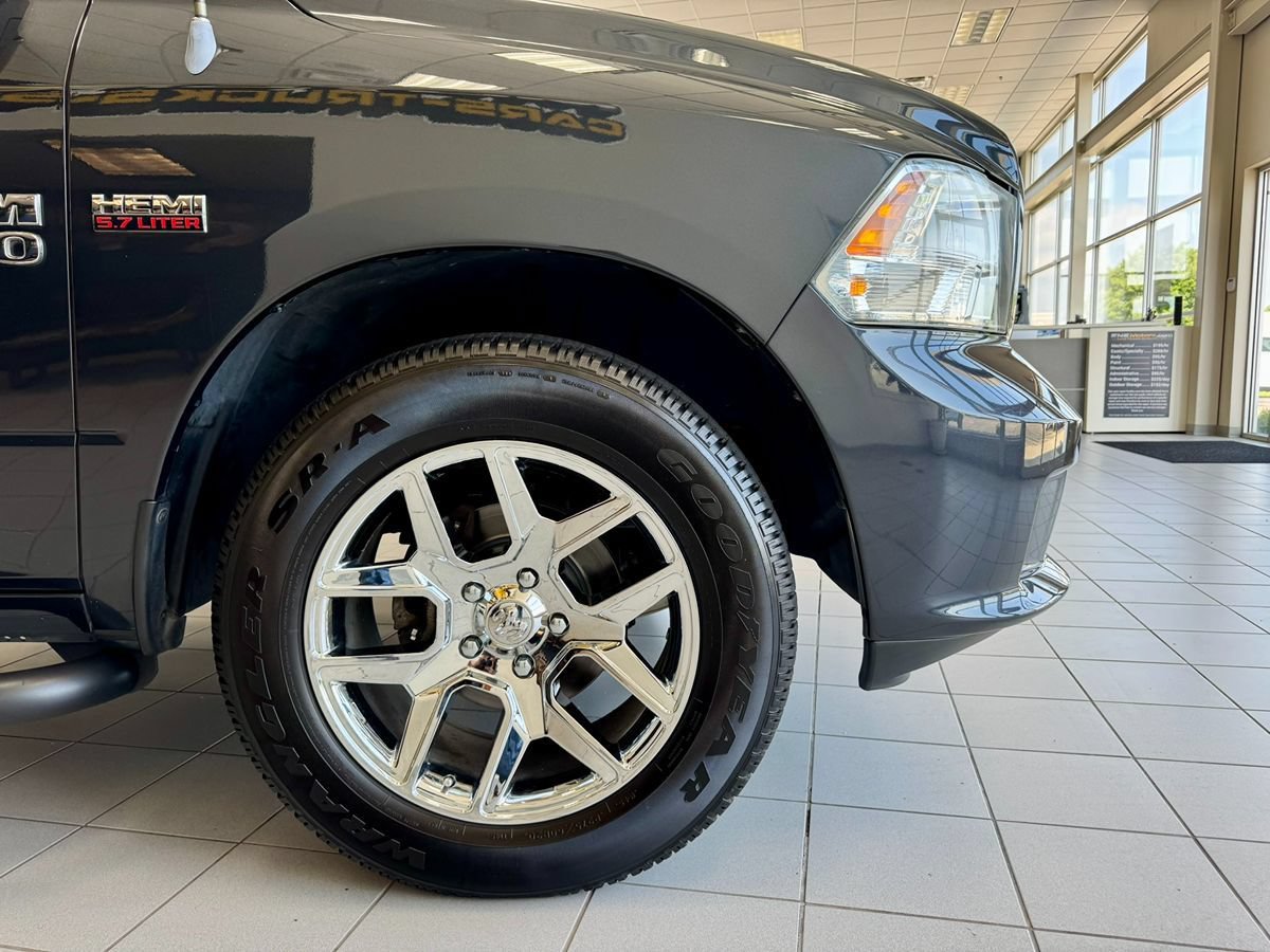 Used 2013 RAM 1500 Express RWD image 41