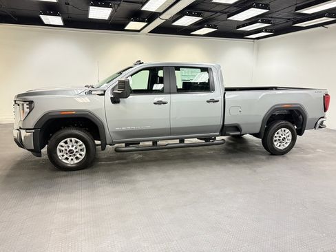 New 2026 GMC Sierra 2500 Pro image 2