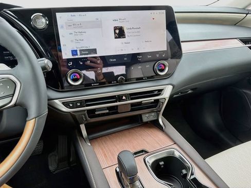 New 2026 Lexus RX 350 Premium Plus AWD/4WD image 29