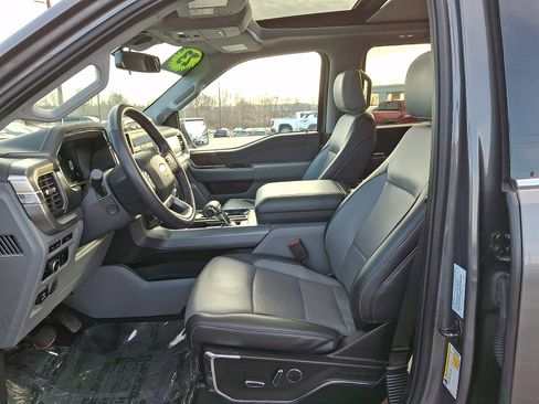 Used 2023 Ford F150 Lariat w/ Equipment Group 502A High image 13