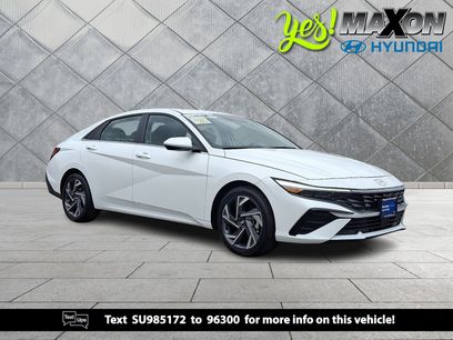 Certified 2025 Hyundai Elantra SEL