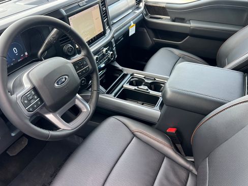 New 2026 Ford F250 Lariat w/ Black Appearance Package image 8