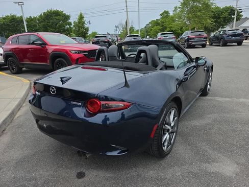 Used 2021 MAZDA MX-5 Miata Grand Touring RWD image 12