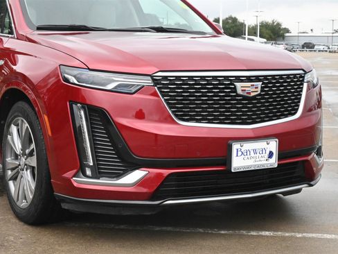 Used 2022 Cadillac XT6 Premium Luxury image 27