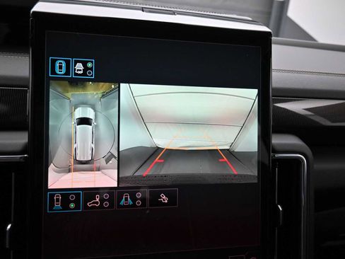 New 2026 GMC Yukon XL Elevation image 8