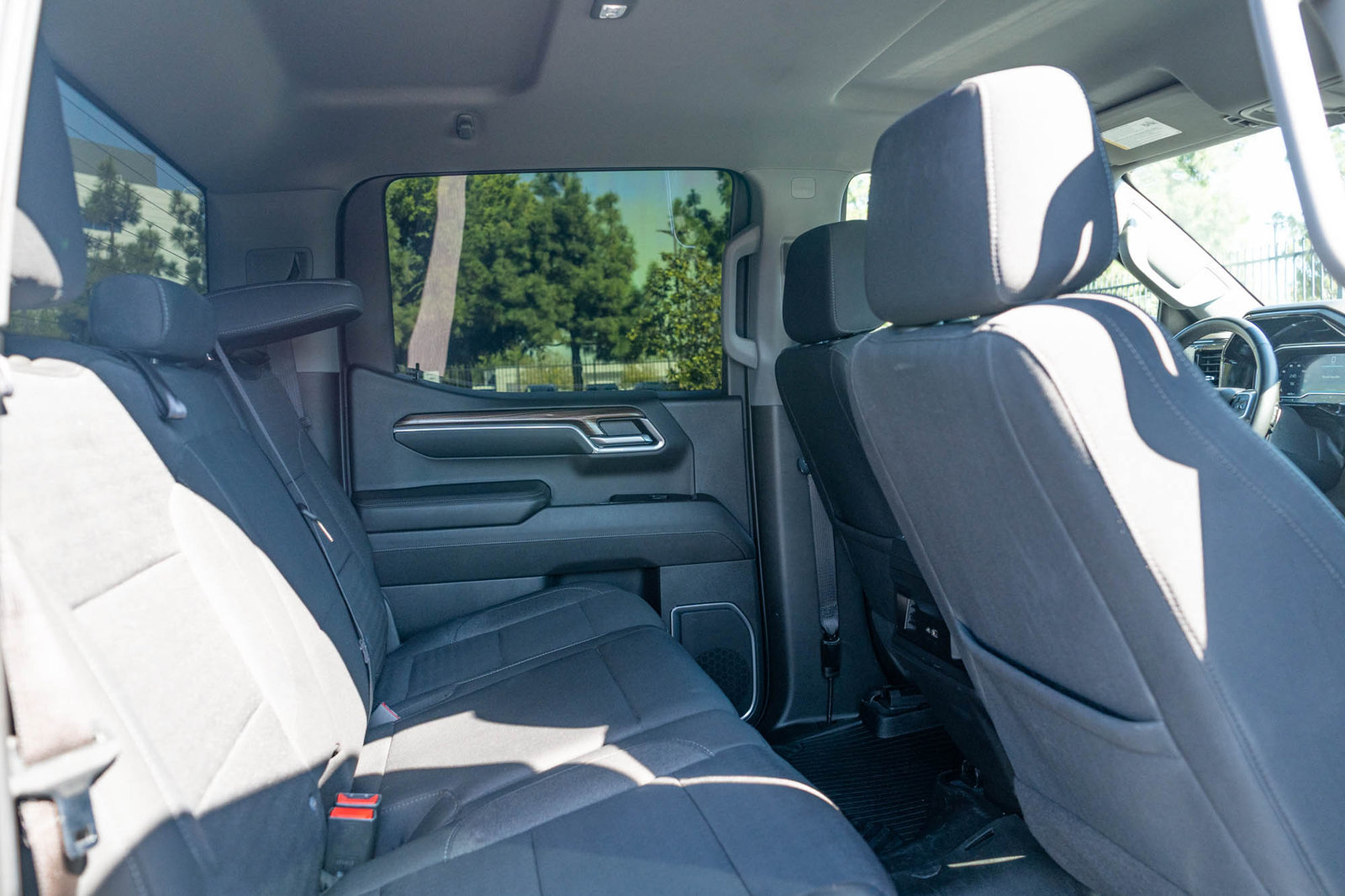 Used 2023 Chevrolet Silverado 1500 LT Trail Boss AWD/4WD image 20