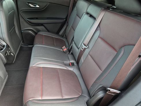 Used 2025 Chevrolet Blazer RS FWD image 27