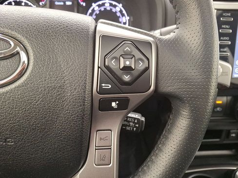 Certified 2022 Toyota 4Runner SR5 Premium image 18