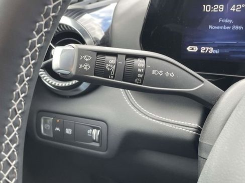 Certified 2024 Chevrolet Blazer EV LT image 40