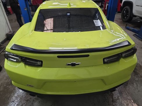 Used 2021 Chevrolet Camaro LT w/ RS Package image 6