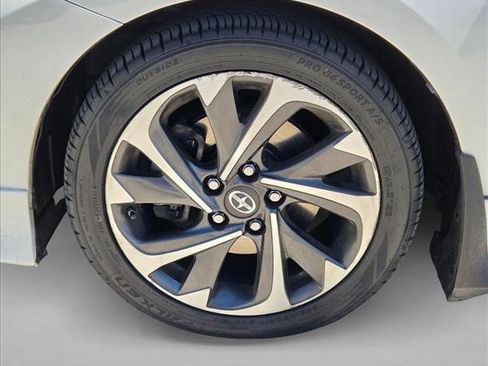 Used 2016 Scion iM FWD image 22