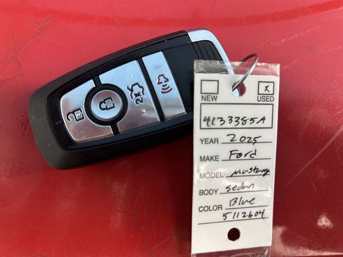 Used 2025 Ford Mustang Coupe image 11