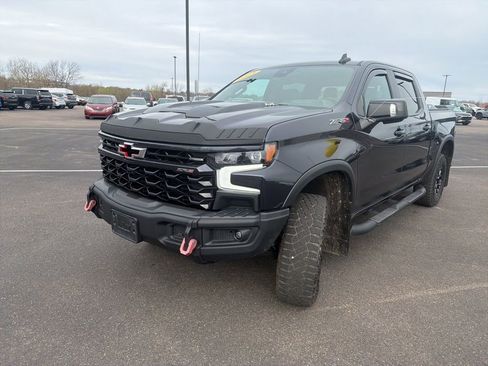 Used 2023 Chevrolet Silverado 1500 ZR2 w/ ZR2 Bison Edition AWD/4WD image 3