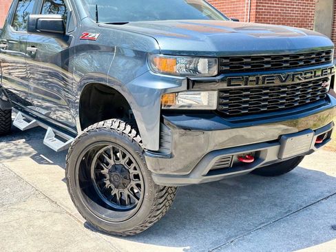 Used 2020 Chevrolet Silverado 1500 Custom Trail Boss w/ Custom Convenience Package image 23