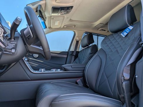 New 2026 Genesis GV80 3.5T Prestige image 13